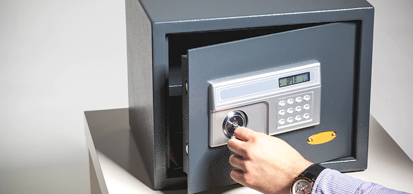 Jewelry Safe Unlocking Service in Vista, California